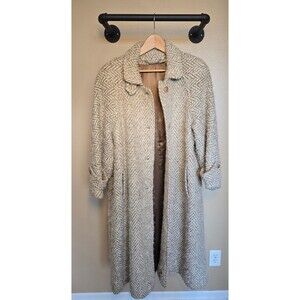 100% wool vintage full length coat with buttons and lined women's size 12